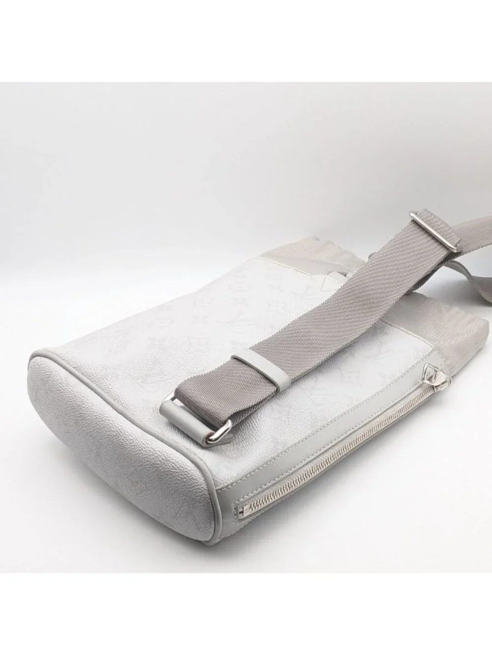 Louis Vuitton Chalk Sling Bag Monogram White Logo